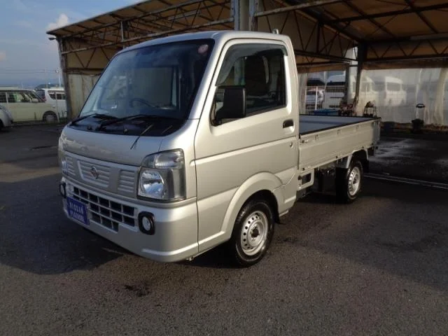 Nissan NT100 Clipper DR16T 2023